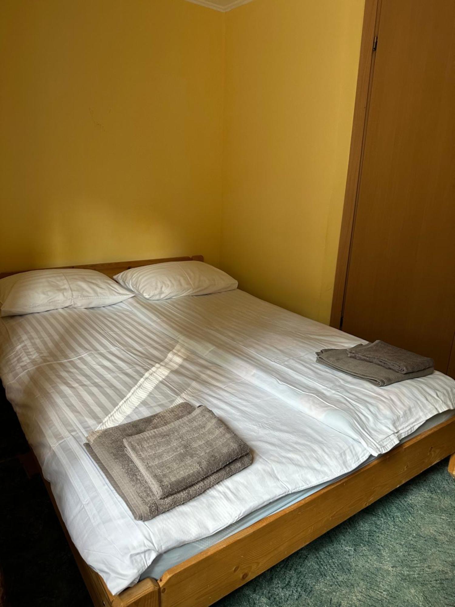 Plai Hotel ดราโฮบรัท ภายนอก รูปภาพ